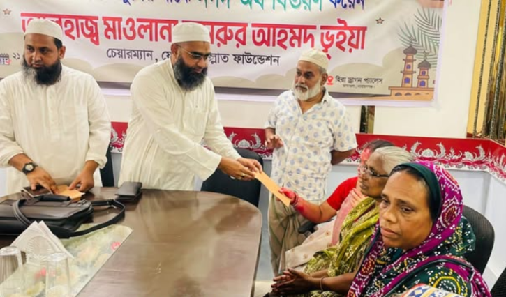 সুবিধাবঞ্চিত ৩০ সনাতন পরিবারকে নগদ অর্থ সহায়তা